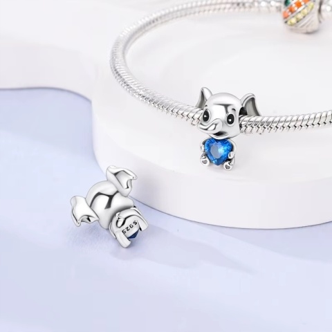 Koralik Modułowy Charm Srebrny S925 Słonik Z Niebieskim Kryształowym Sercem
