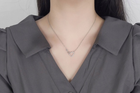 Komplet Biżuterii Srebrny Łańcuszki Zawieszka Serce Znak Nieskończoność