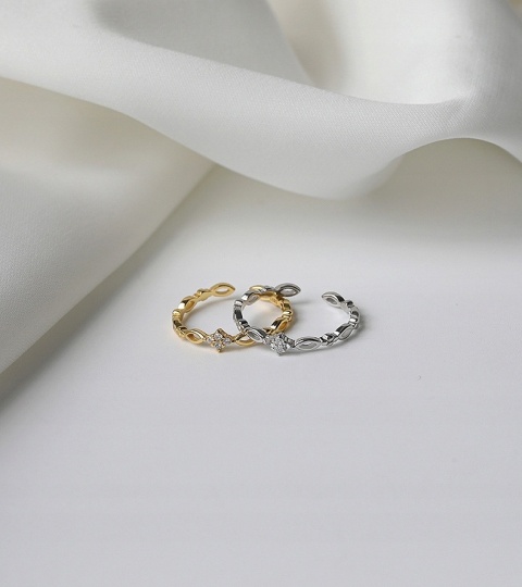 Pierścionek Cienki Złoty Regulowany S925 Kryształki Diamentowe Ornament
